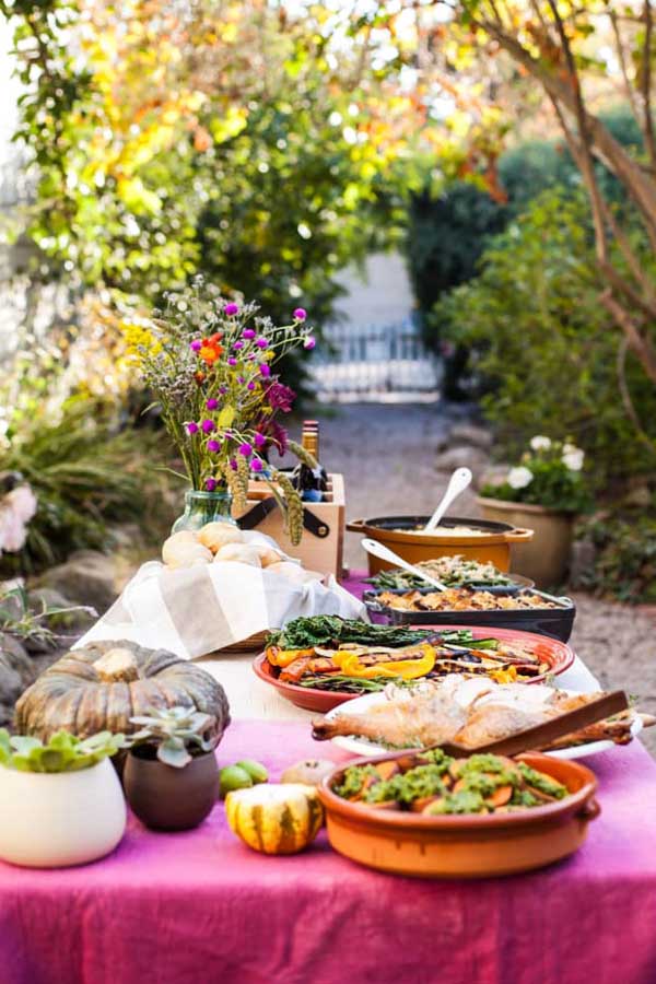 outdoor thanksgiving food table